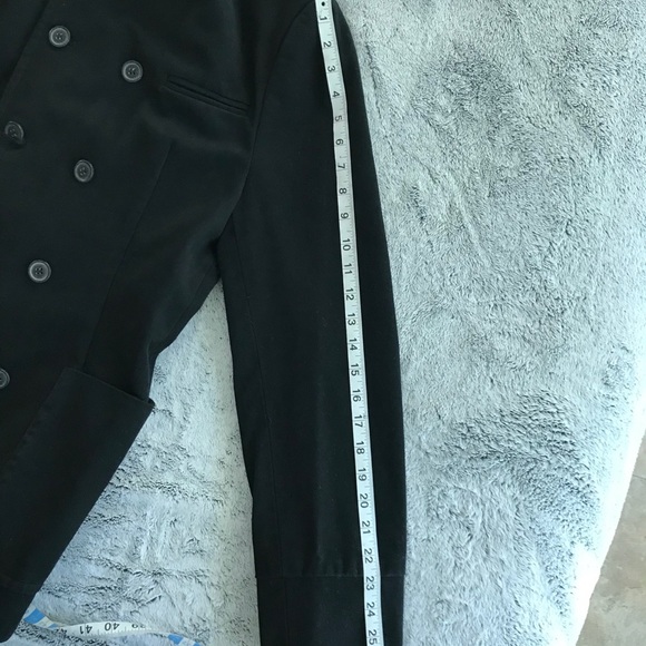 Men’s coat in great condition - barely used. - Picture 4 of 9